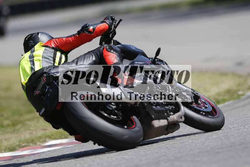 /43 08.08.2025 Discover the Bike ADR/Race 3 rot/69